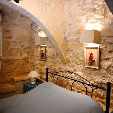 Fully-detached Pool-house, Gozo X Central & Cozy Lägenhet Xewkija