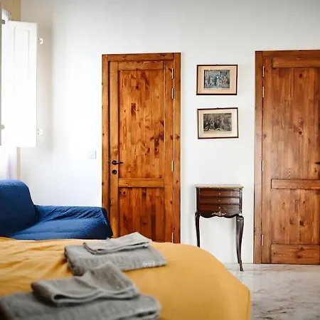 Fully-detached Pool-house, Gozo X Central & Cozy Lägenhet