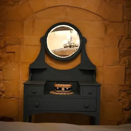 Fully-detached Pool-house, Gozo X Central & Cozy Xewkija