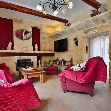 Fully-detached Pool-house, Gozo X Central & Cozy Xewkija